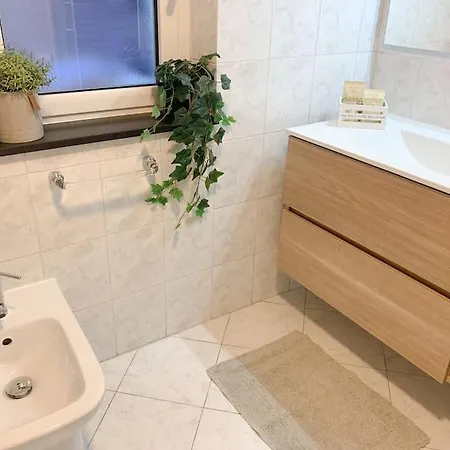 La Casetta A Un Passo Dal Mare Appartement *